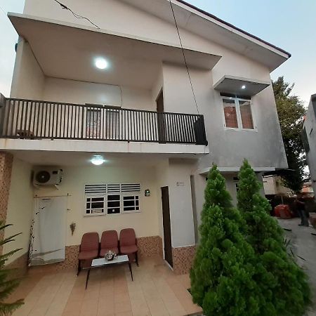 Kost Carmelia Syariah Baranangsiang Bogor Hotel Eksteriør billede