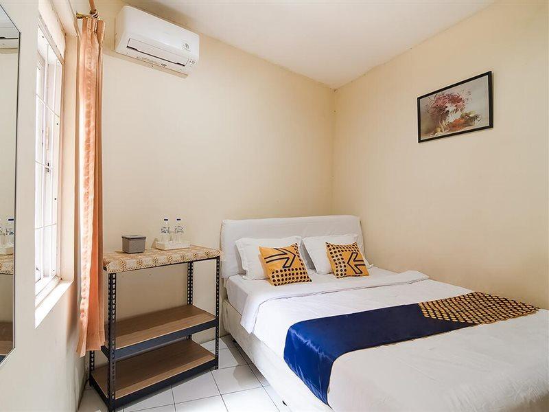 Kost Carmelia Syariah Baranangsiang Bogor Hotel Eksteriør billede